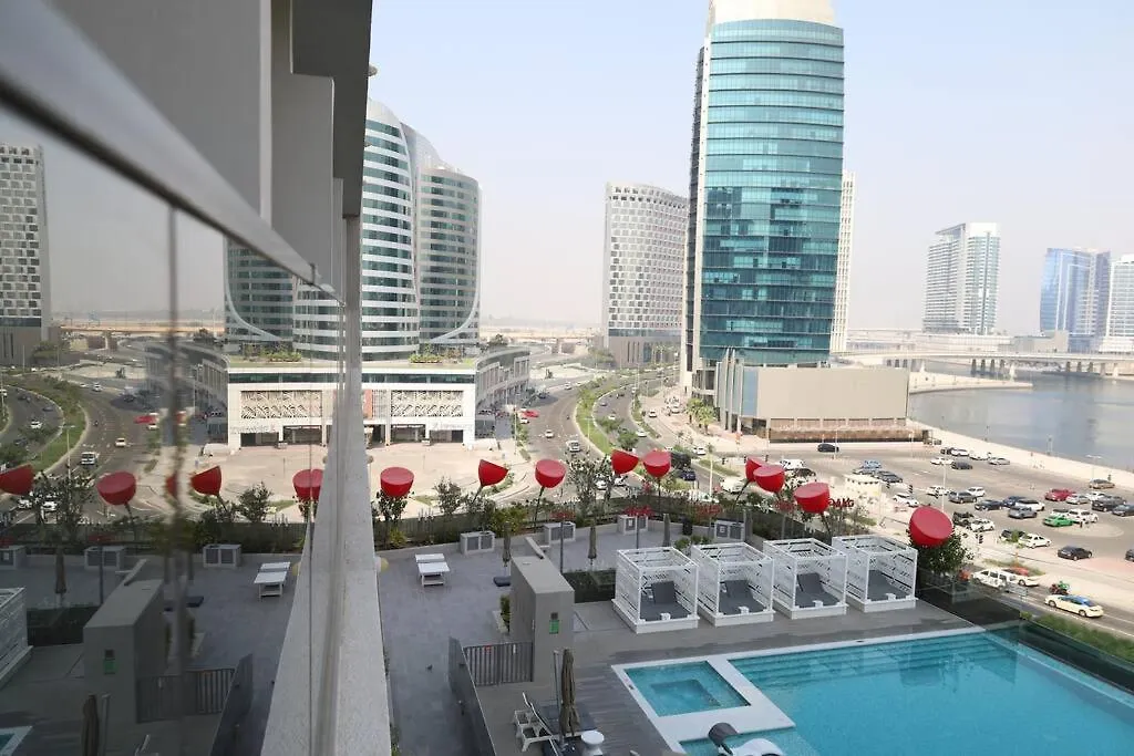 Mag 318 Downtown Superior Elegant Studio Lake View By Dolphinsuites Dubai 0*,