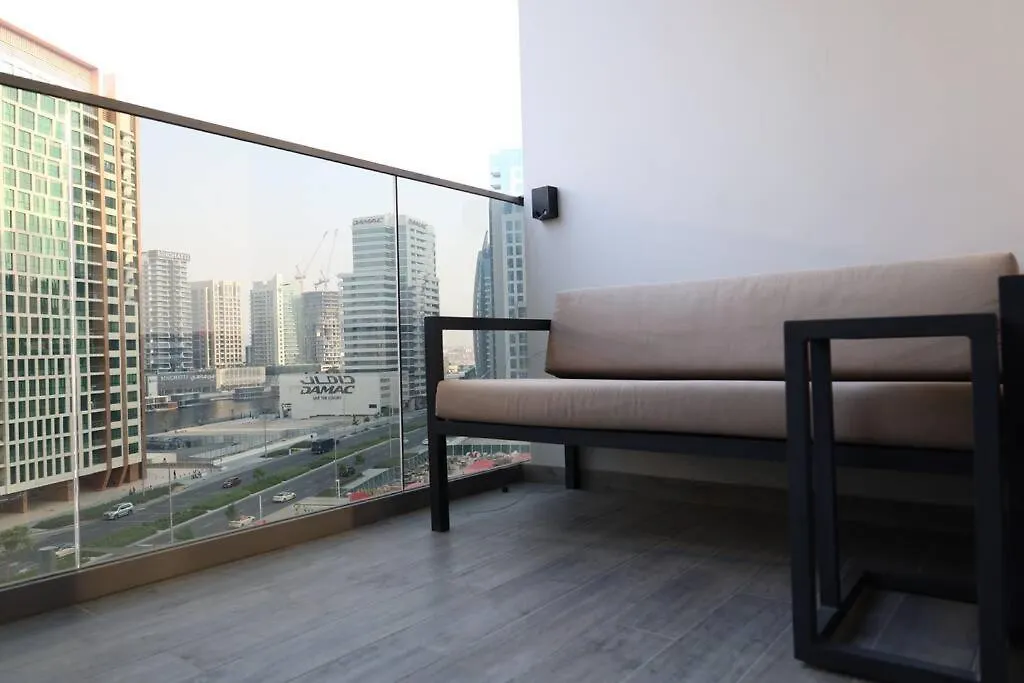 Apartment Mag 318 Downtown Superior Elegant Studio Lake View By Dolphinsuites Dubai